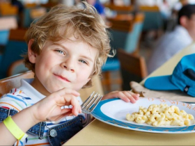 restaurant scolaire.jpg